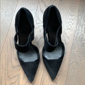 Black suede Tory Burch pumps